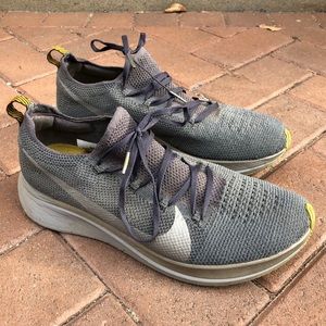 Nike tennis shoes gray and yellow